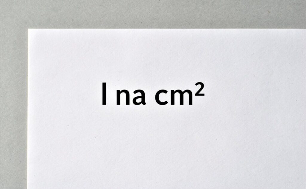 Kalkulator Litr na Centymetr sześcienny